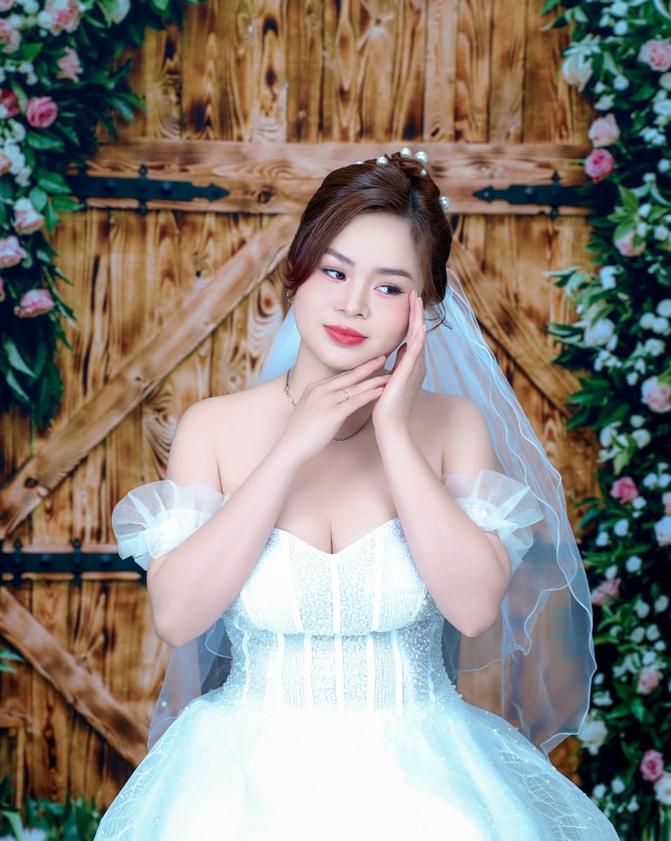 VÁY CƯỚI BIGSIZE – MẶC LÊN LÀ THẤY KHÁC LIỀN